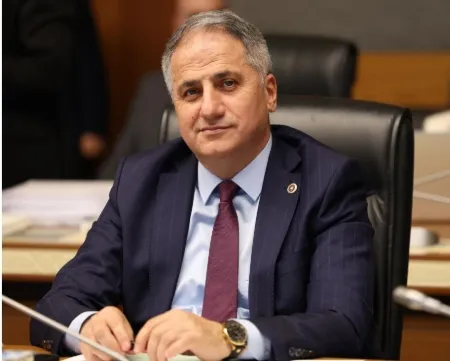 Milletvekili Saffet Bozkurt