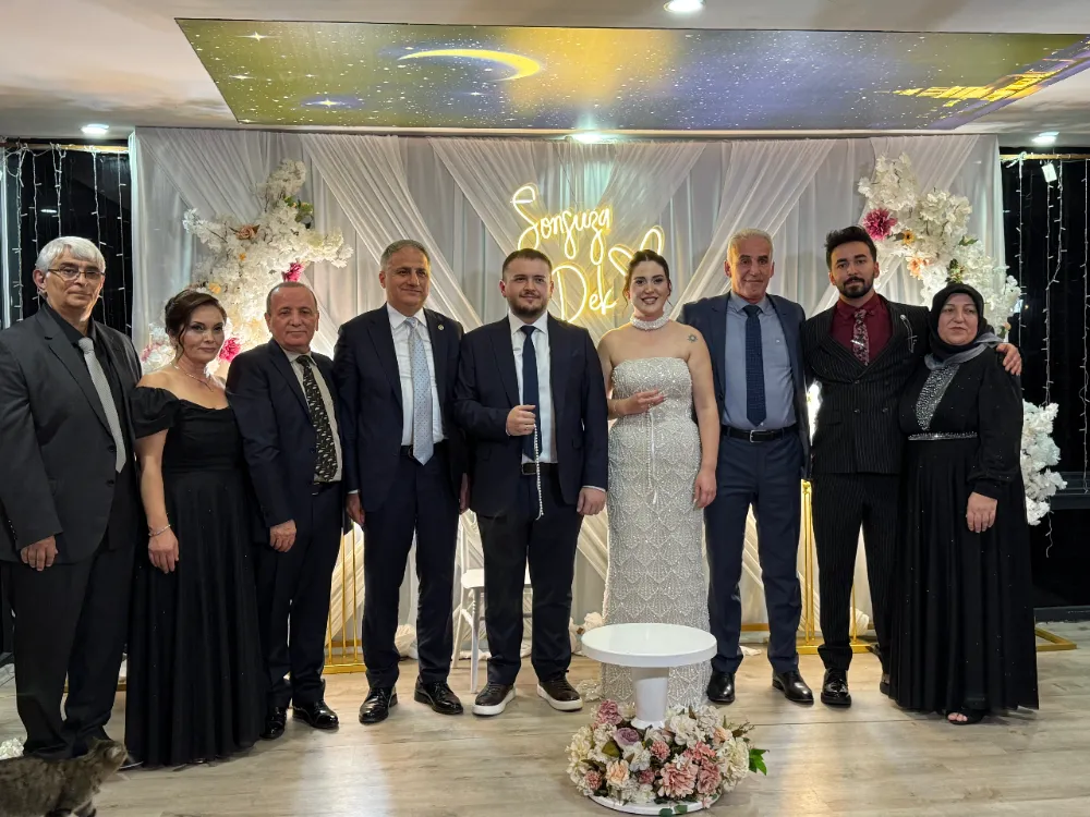 İki Ailenin Gönül Sofrası: Sezer ve Fatma’nın Masalsı Nişan Töreni