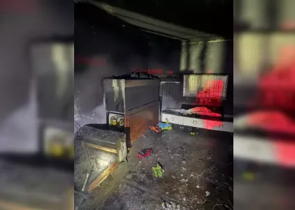 2 katlı evde yangın... Ekiplerin müdahalesiyle...