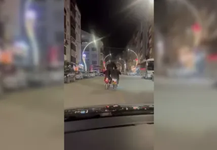 Elektrikli bisikletlerle tehlikeli yolculuk...