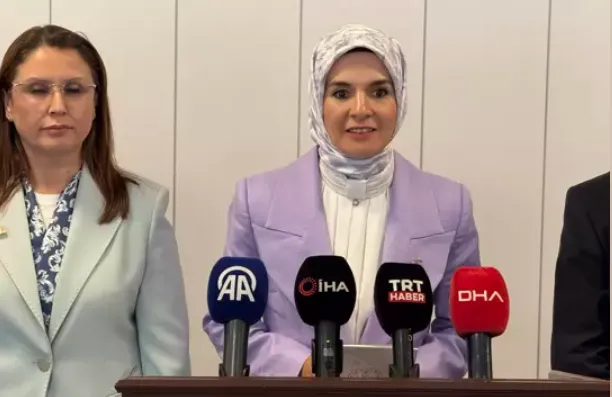 Aile, toplumun hafızası, geleceğimizin teminatıdır...