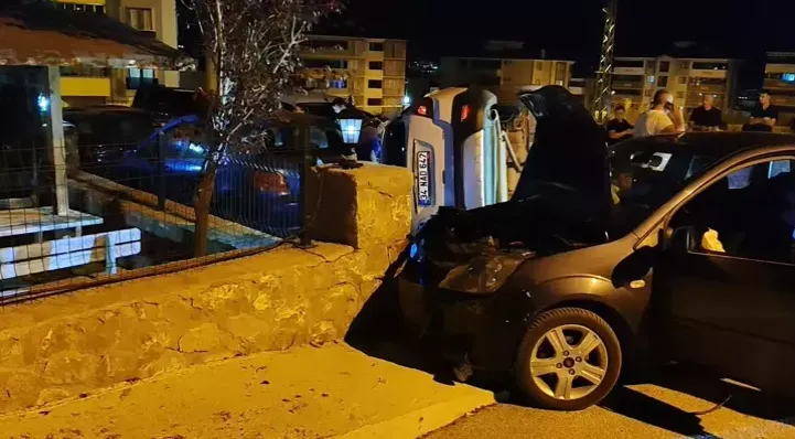 3 aracın karıştığı kazada 1