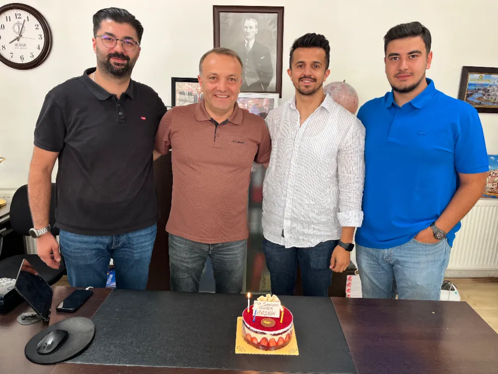 Yol Arkadaşlarından Recep Ocak’a “Büyük Başkan” Sürprizi