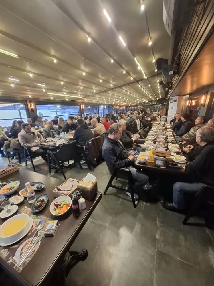 BATI KARADENİZ EMLAKÇILARI RAMAZAN SOFRASINDA KENETLENDİ