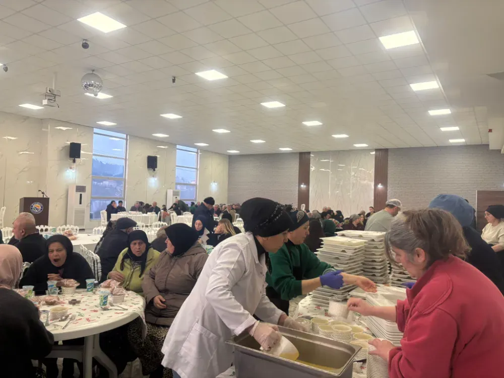 Kandilli’de İftar Sofrasında Bütünleşen Yürekler: Başkan Çakmakoğlu Halkla Bir Arada