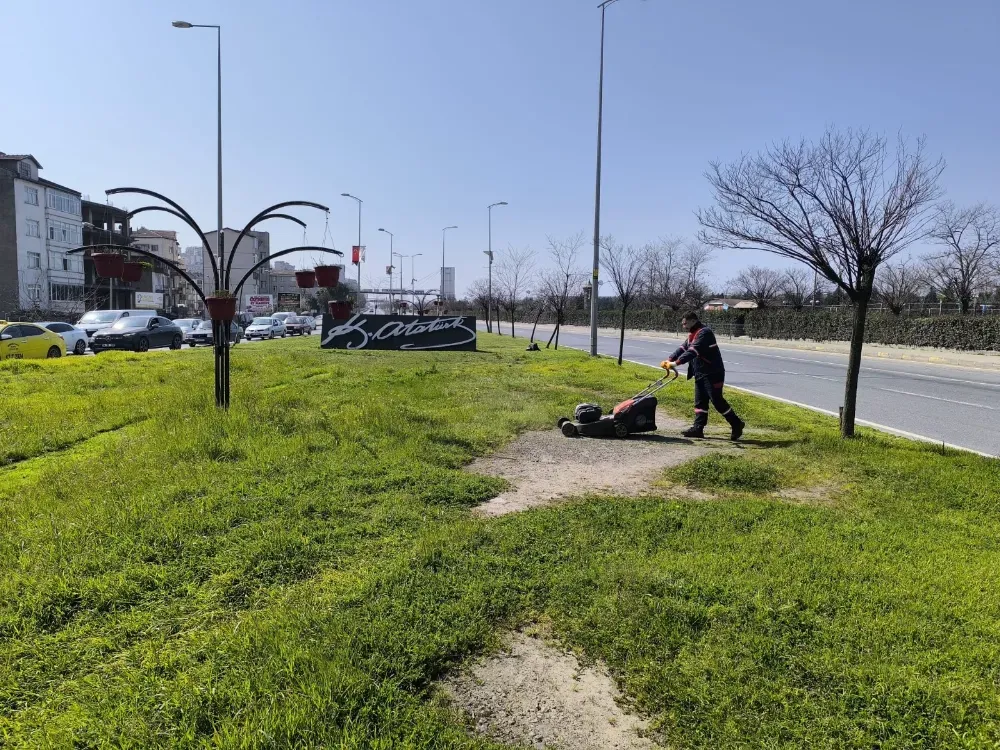 GÜLÜÇ’TE BAYRAM HAZIRLIKLARI YOĞUNLAŞTI