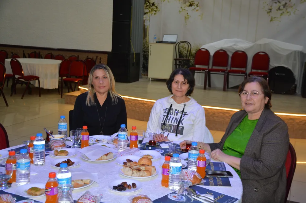 Gülüç Belediye Başkanı Sadık Recep Kara Personelle İftar Sofrasında Buluştu