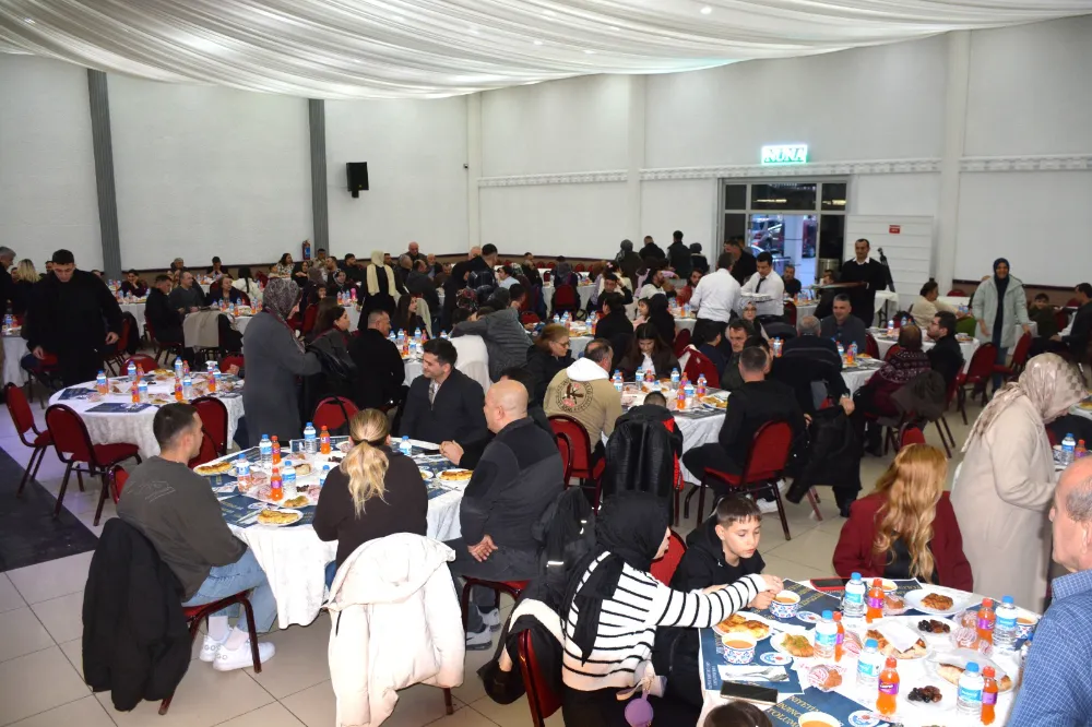 Gülüç Belediye Başkanı Sadık Recep Kara Personelle İftar Sofrasında Buluştu