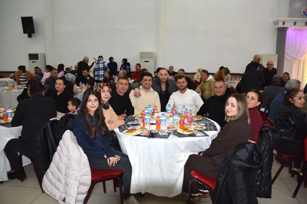 Gülüç Belediye Başkanı Sadık Recep Kara Personelle İftar Sofrasında Buluştu