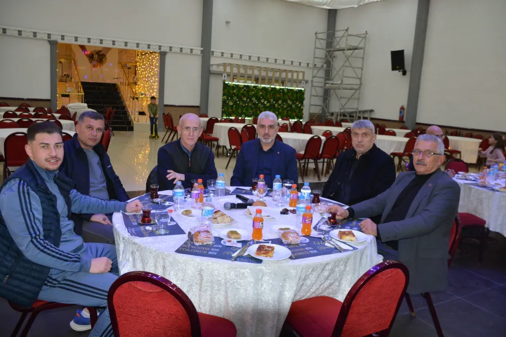 Gülüç Belediye Başkanı Sadık Recep Kara Personelle İftar Sofrasında Buluştu